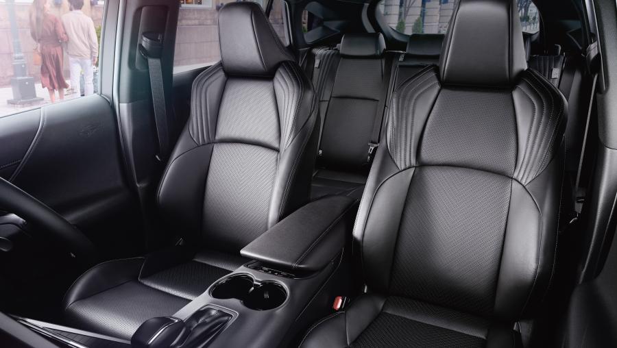 Интерьер Toyota Harrier 2020 года  (фото 22 из 40)